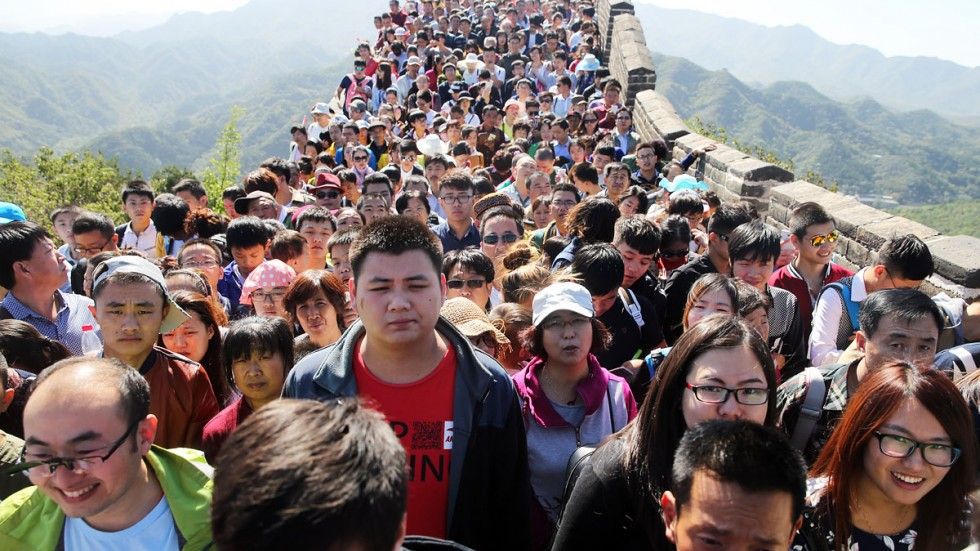 Många väljer att besöka den kinesiska muren under the golden week.
